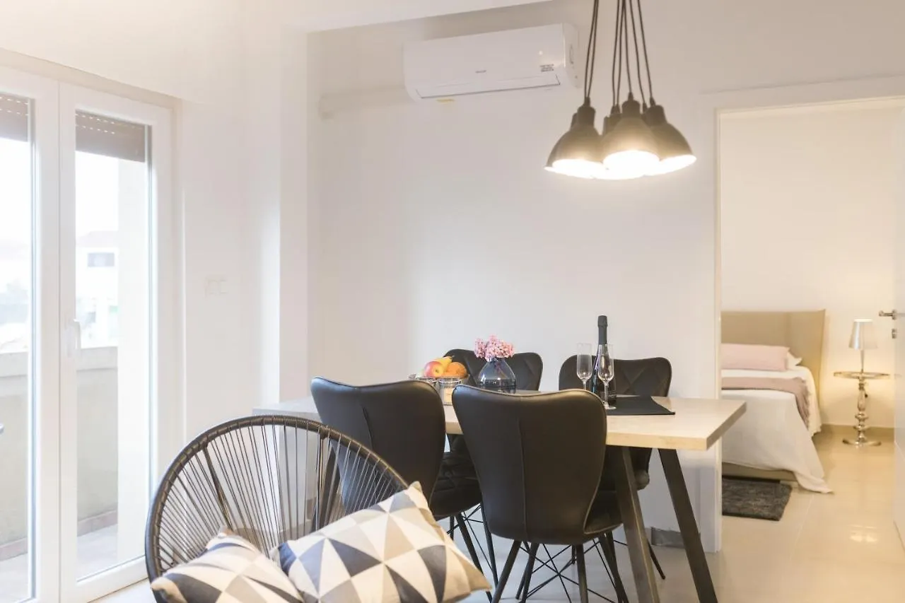 Apartment Ema Zara